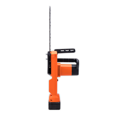 Kompaktna Aku Žaga | 2x 21V 4Ah + 2 meča in 2 verigi