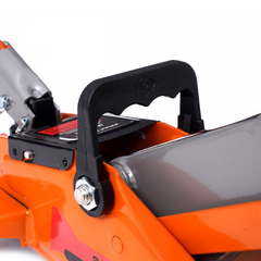 Nizkoprofilna avtomobilska dvigalka 2T